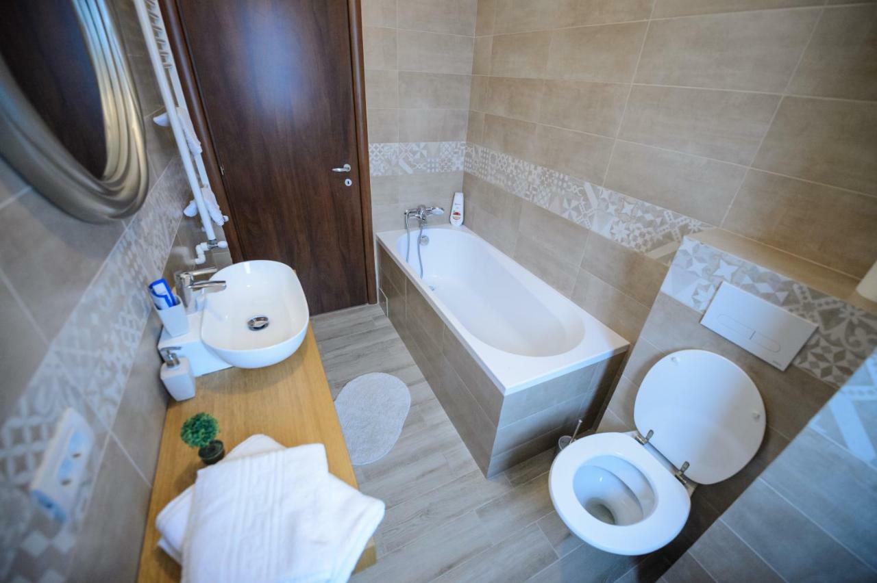 Rbk Residence Нэводари Экстерьер фото